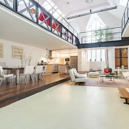 Large Luxury Loft With Ac 3 To 4 Bedrooms Montorgueil Louvre Appartamento Parigi